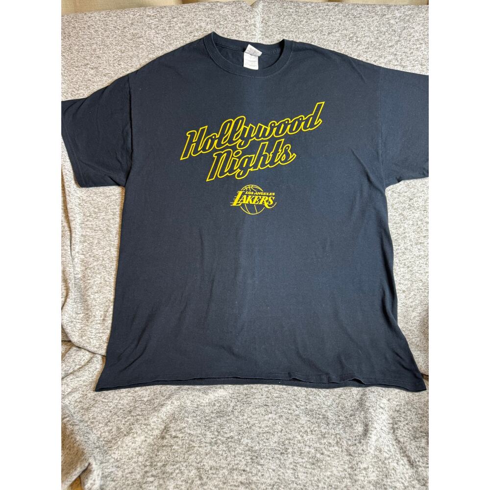 LOS ANGELES LAKERS HOLLYWOOD NIGHTS BLACK PROMO GRAPHIC TEE UNISEX SIZE XL
